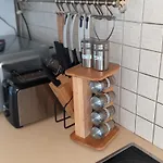 Bright And Comfortable Unit Across From Messe Apartmán