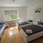 Bright And Comfortable Unit Across From Messe * Wels