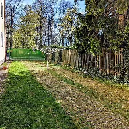 Bright And Comfortable Unit Across From Messe Βελς