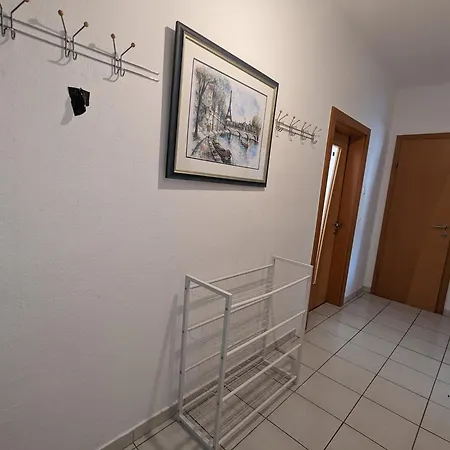 Bright And Comfortable Unit Across From Messe * Wels