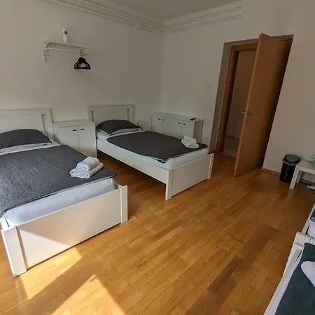 Apartment Bright And Comfortable Unit Across From Messe Wels