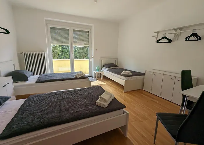 Bright And Comfortable Unit Across From Messe * 韦尔斯